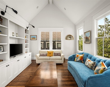 951 Euclid Street - Photo Thumbnail 27