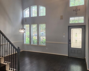 16935 Jelly Park Stone Drive - Photo Thumbnail 2