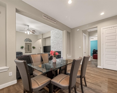 2209 Hidden Meadow Lane - Photo Thumbnail 11
