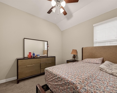 2209 Hidden Meadow Lane - Photo Thumbnail 22