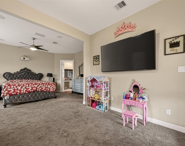 2209 Hidden Meadow Lane - Photo Thumbnail 28
