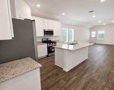 3523 Turnpike Drive - Photo Thumbnail 2