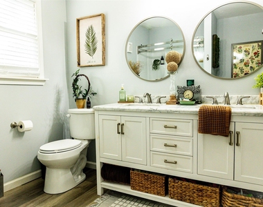 1601 S Chappell Hill Street - Photo Thumbnail 15