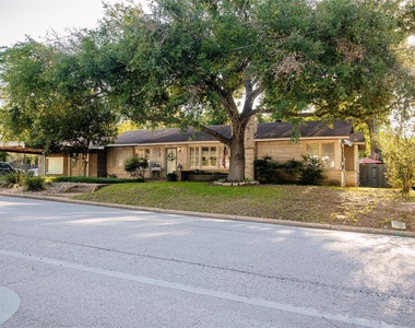 1601 S Chappell Hill Street - Photo Thumbnail 19