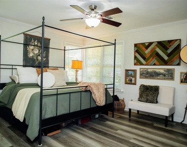 1601 S Chappell Hill Street - Photo Thumbnail 13