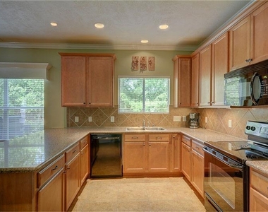 174 Spindle Tree Circle - Photo Thumbnail 15
