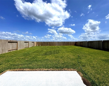 8431 Vacek Crossing Way - Photo Thumbnail 43