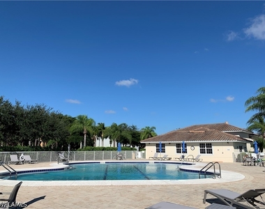 3973 Pomodoro Circle - Photo Thumbnail 11