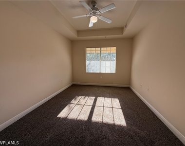 3973 Pomodoro Circle - Photo Thumbnail 7