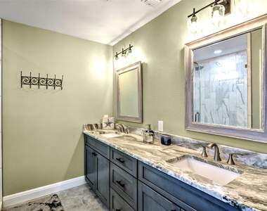 1526 Lakeside Drive W - Photo Thumbnail 18