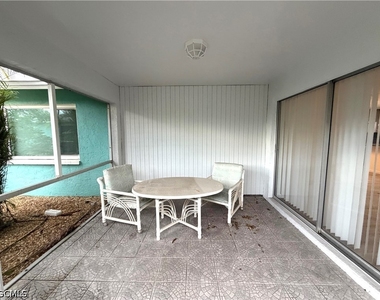 3032 Se Santa Barbara Place - Photo Thumbnail 14