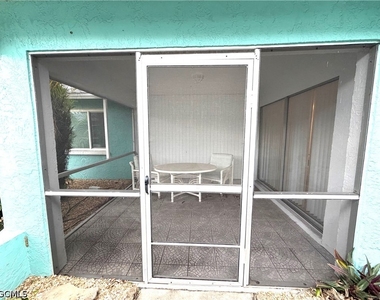 3032 Se Santa Barbara Place - Photo Thumbnail 13