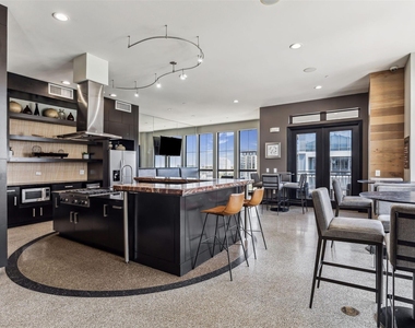 2800 Kirby Drive - Photo Thumbnail 17