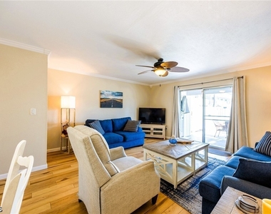 6777 Winkler Road - Photo Thumbnail 8
