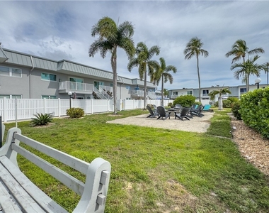 6777 Winkler Road - Photo Thumbnail 45