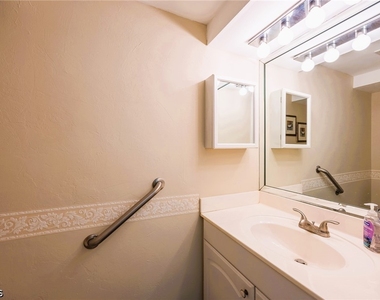 6777 Winkler Road - Photo Thumbnail 11