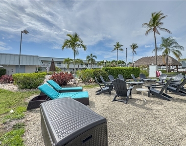 6777 Winkler Road - Photo Thumbnail 47