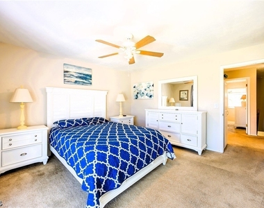 6777 Winkler Road - Photo Thumbnail 19