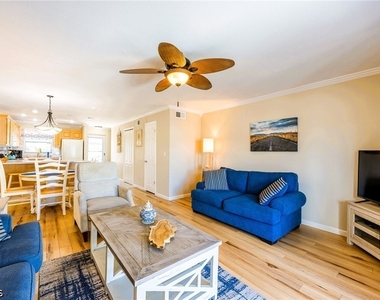 6777 Winkler Road - Photo Thumbnail 9