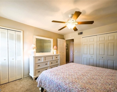 6777 Winkler Road - Photo Thumbnail 16