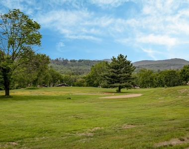 18 Sandtrap - Photo Thumbnail 33