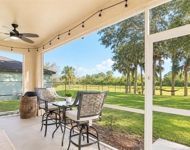 9561 Blue Stone Circle - Photo Thumbnail 13