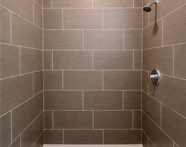 3409 Sw 8th Place - Photo Thumbnail 12