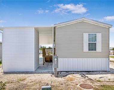 4944 Porky Lane - Photo Thumbnail 21