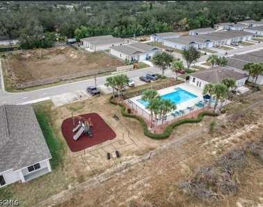 1483 Las Villas Blvd 1483 Las Villas Blvd S - Photo Thumbnail 18