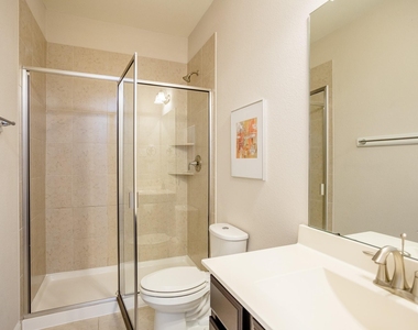 4622 Regal Shadow Lane - Photo Thumbnail 19