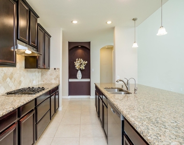 4622 Regal Shadow Lane - Photo Thumbnail 10