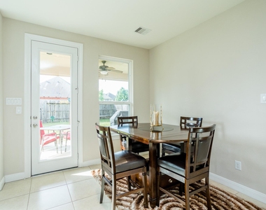 4622 Regal Shadow Lane - Photo Thumbnail 13