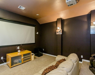4622 Regal Shadow Lane - Photo Thumbnail 26