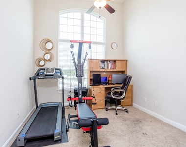 4622 Regal Shadow Lane - Photo Thumbnail 18