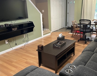 52 Woodland Green - Photo Thumbnail 3