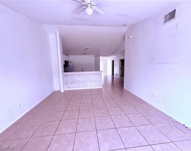 1221 E 12th Street - Photo Thumbnail 7