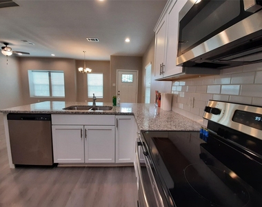 16974 W Hammon - Photo Thumbnail 7