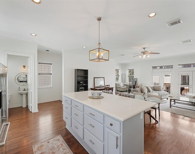 1616 Utah Street - Photo Thumbnail 2