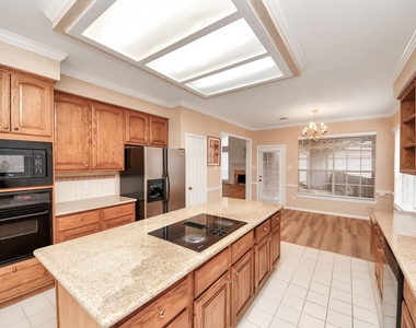 4418 Bermuda Drive - Photo Thumbnail 6