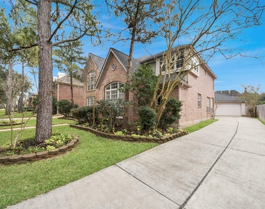 4418 Bermuda Drive - Photo Thumbnail 2
