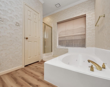 4418 Bermuda Drive - Photo Thumbnail 18