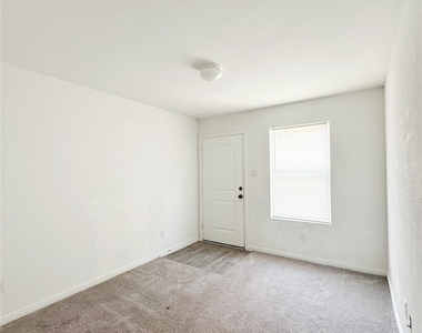 245 Water Oak - Photo Thumbnail 1