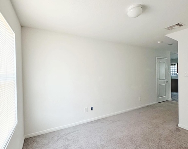 245 Water Oak - Photo Thumbnail 4