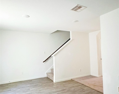 245 Water Oak - Photo Thumbnail 18