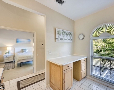 8228 Twelve Oaks Circle - Photo Thumbnail 4
