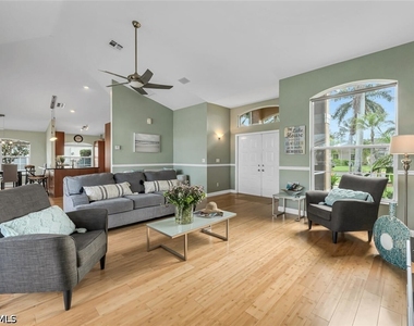 929 Marble Drive - Photo Thumbnail 6