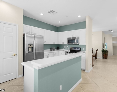 9651 Spanish Moss Way - Photo Thumbnail 13