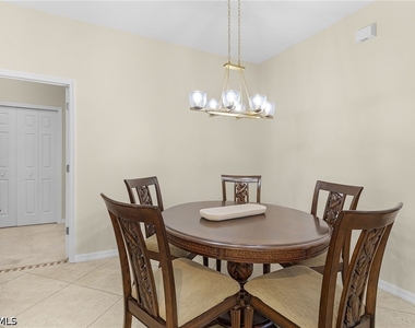 9651 Spanish Moss Way - Photo Thumbnail 11