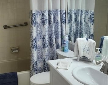 219 Fox Glen Drive - Photo Thumbnail 16