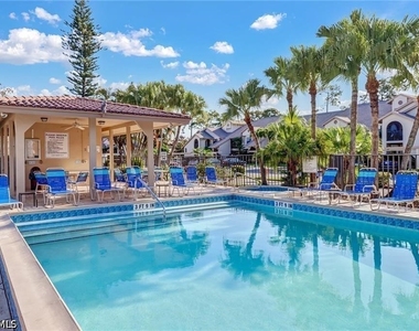 219 Fox Glen Drive - Photo Thumbnail 17